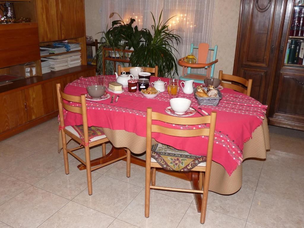 Au Val Des Meuris Bed & Breakfast Taintrux Exterior foto