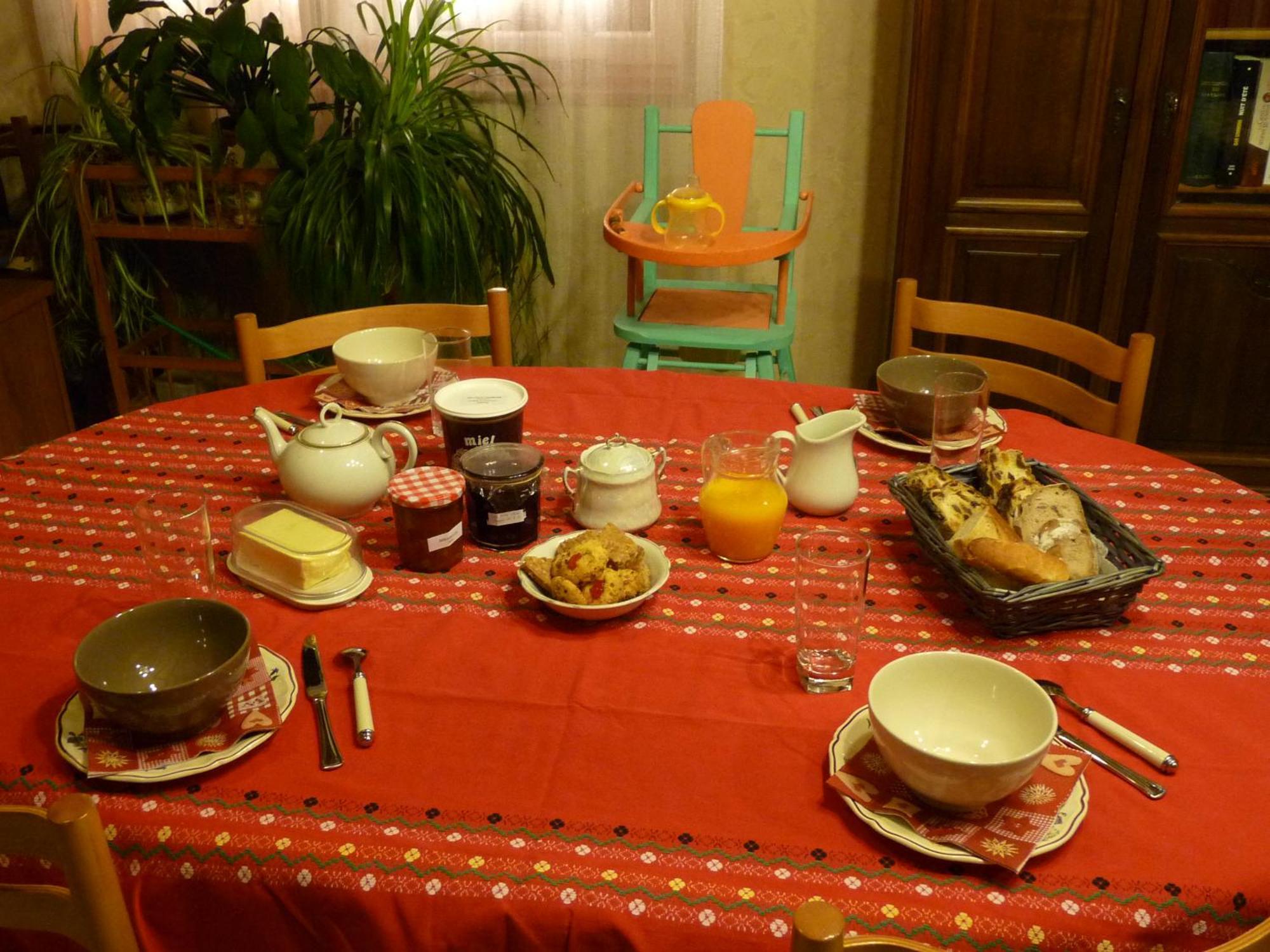 Au Val Des Meuris Bed & Breakfast Taintrux Exterior foto